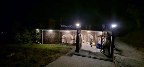 Kausani House | Golden Himalaya Homestay