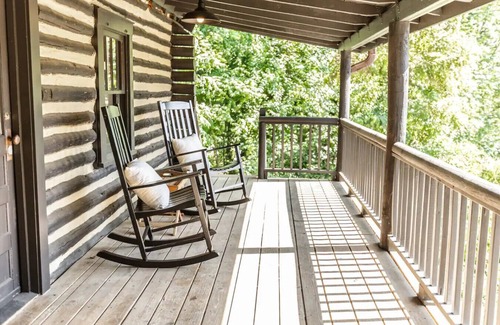 Woodfin Cabin | Golden Holler: A Mountain Retreat in Asheville