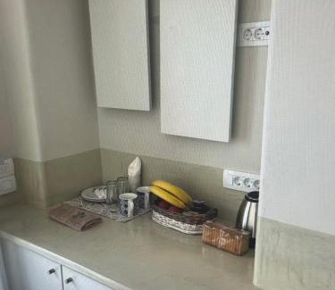 Fira Apartment | Golden Hour Hideaway - Santorini