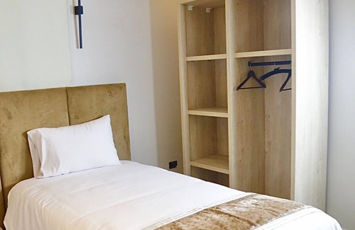 New Cairo Hotel | Golden House