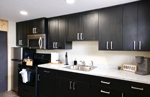 Tremonton Apartment | Golden Spike Stable Getaway in Downtown Tremonton