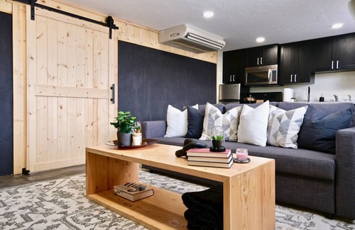 Tremonton Apartment | Golden Spike Stable Getaway in Downtown Tremonton