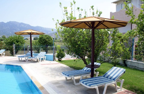 Tingaki Apartment | Golden Sun