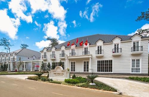 Kon Plong Hotel | Golden Sun Hotel - Mangden