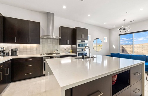 Rancho Mirage House | Golden Sunrise Pool & Spa 3BR/3.5BA Rancho Mirage Luxury Desert Home