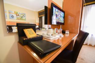 Medina Hotel | Golden Tulip Al Shakreen