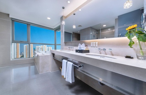 Han Yang Hotel | Golden Tulip Wuhan Wangjiawan