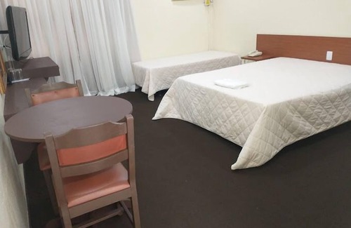 Louveira Hotel | GoldMen Business Louveira