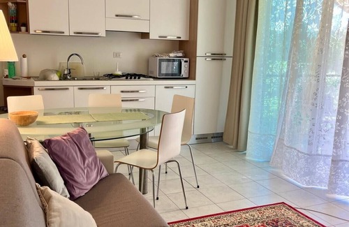Lido di Jesolo Apartment | GOLF CLUB APARTMENT A FEW MIN FROM THE SEA, WITH LARGE POOL AND TERRACE
