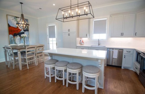 Oxford House | Golf Cottage at Country Club