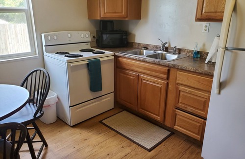 Monticello Cottage | Golf Course Hideout