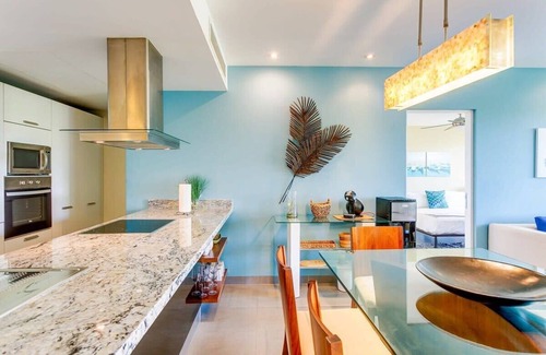 Villa Juarez Condo | Golf Course Views | Modern Condo | Private Terrace