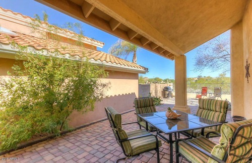 Red Mountain Ranch House | Golf course view retreat in Mesa.