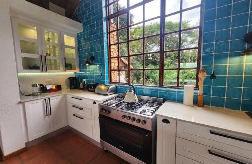 White River Villa | Golf Estate Vacation Property - Poseidon's Knoll