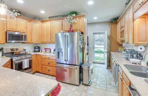 Roaring Gap House | Golf, Hike & Explore: Blue Ridge Mtn Haven w/Deck