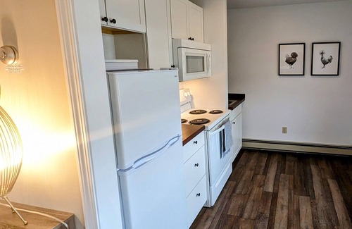 Palmyra Apartment | Golfer's Getaway - Luxury Studio Next to 1st Tee