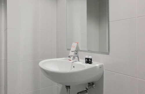 Bumi Serpong Damai Hotel | Good Compact Studio Casa de Parco Apartment