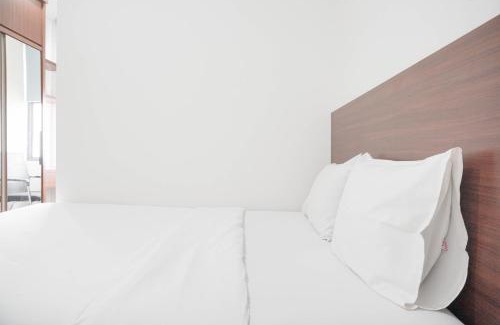 Pinang Apartment | Good Deal and Comfort Stay 2BR Transpark Cibubur Apartment By Travelio