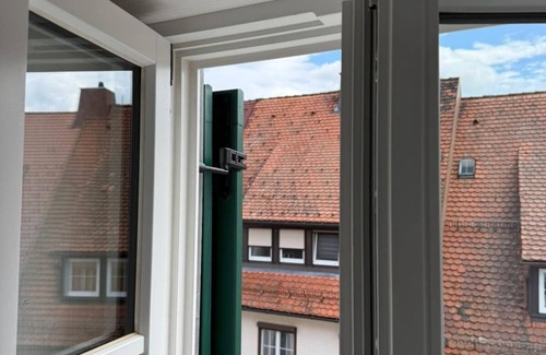 Freudenstadt Apartment | Good Wood Apartment- The Nest I Modern half-timbered house on the market square in Freudenstadt