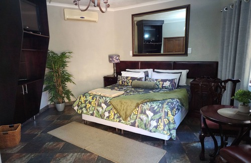 Bedfordview House | Goodnight Guest Lodge