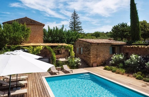 Gordes House | Gordes, Ancien Mas Provençal Rénové