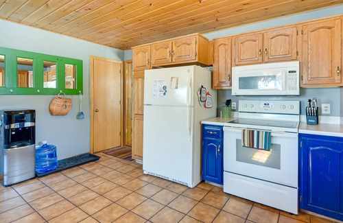Gordon Cabin | Gordon Vacation Rental w/Two Mile Lake Access!