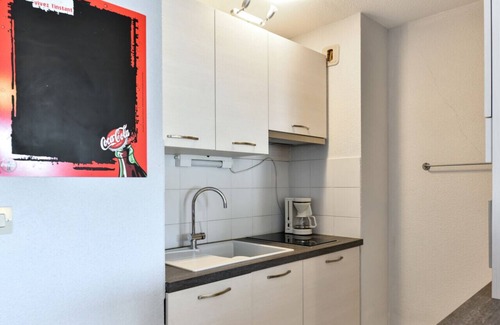Bastide Giraud Apartment | Gorgeous 1br with pool, garden and sea view