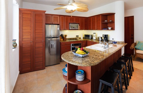 Costa Maya Condo | Gorgeous 2BR Condo Directly on Perfect Cozumel Beach !