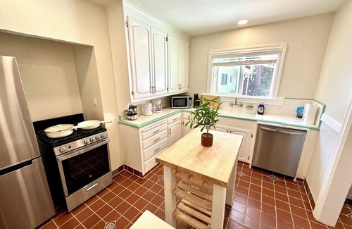 Fair Oaks House | Gorgeous 4-bedroom house in Menlo Park
