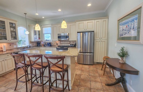 Cape Charles House | Gorgeous 4BR Home With Panoramic Sunsets & Walking Distance to Private Beach!
