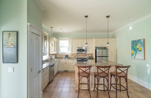 Cape Charles House | Gorgeous 4BR Home With Panoramic Sunsets & Walking Distance to Private Beach!
