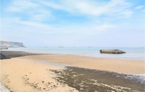 Arromanches-les-Bains Apartment | Gorgeous Apartment In Arromanches