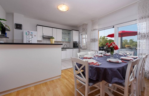 Dracevac Ninski Apartment | Gorgeous apartment in Dracevac Ninski