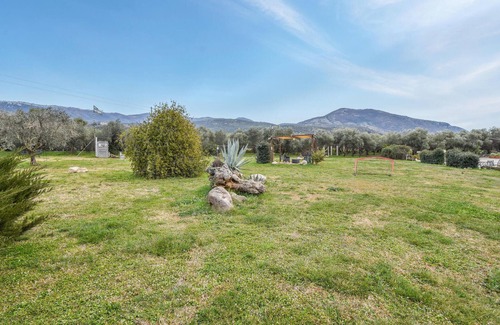 Cori Apartment | Gorgeous apartment in Cori with kitchen