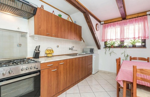 Lokve Apartment | Gorgeous apartment in Lokve with WiFi