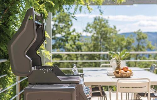 Zagorje Apartment | Gorgeous Apartment In Plomin