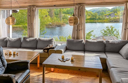 Sirdal Apartment | Gorgeous apartment in Tjørhom with WiFi