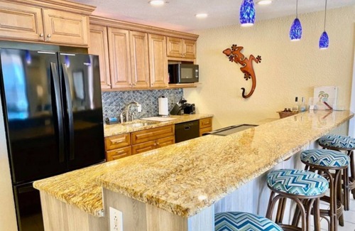 Nazareth Condo | Gorgeous Beachfront Condo at the Elysian Beach Resort Pool, Tennis and More