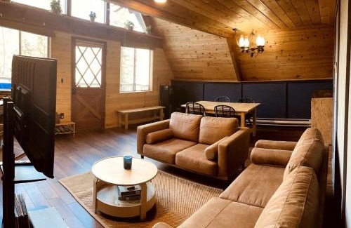 Potato Patch House | Gorgeous Cabin with Fireplace and Stunning Forest Sights in Prescott, Arizona