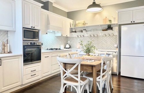 Ballarat House | Gorgeous central Ballarat Home - walk to everything!