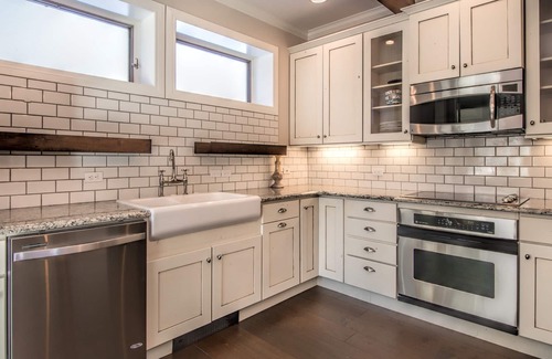 Colorado Springs House | Gorgeous Colorado Farmhouse Getaway in Forest, yet 10 min from town: NO EVENTS