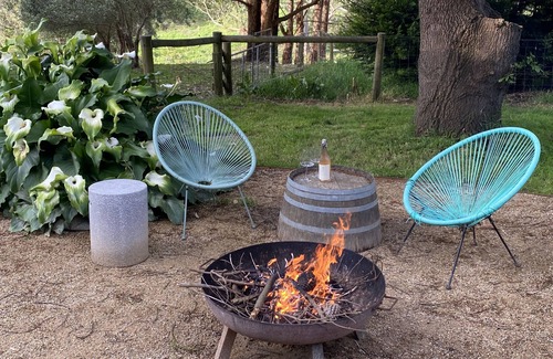 Main Ridge House | Gorgeous country cottage at Main Ridge, near Red Hill