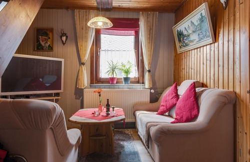 Sieber House | Gorgeous Holiday Home with Balcony, Garden Furniture, Grill