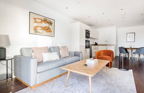 Highbury West Apartment | Gorgeous Holloway 2BR w/Balcony, by Blueground