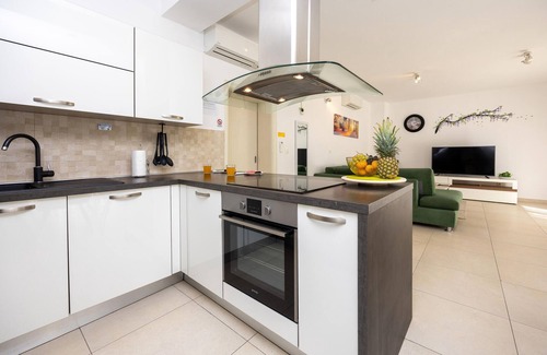 Kastel Stafilic House | Gorgeous home in Kastel Stafilic