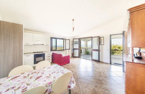 Azzagulta House | Gorgeous home in Badesi OT with WiFi