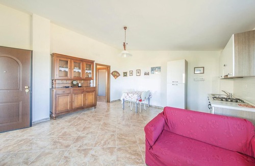 Azzagulta House | Gorgeous home in Badesi OT with WiFi