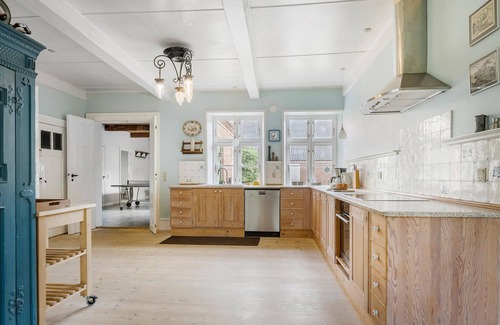 Ballum House | Gorgeous home in Bredebro with WiFi