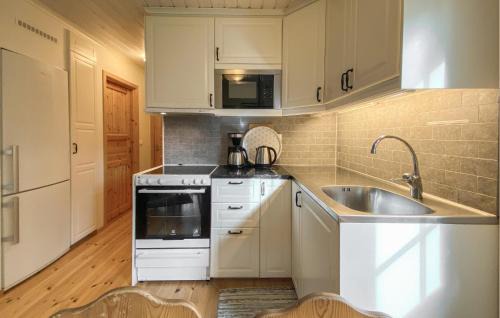 Byxelkrok House | Gorgeous Home In Byxelkrok With Wifi