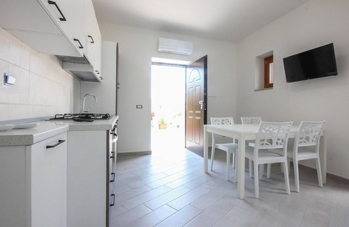 Marina di Casal Velino House | Gorgeous home in Casalvelino with WiFi